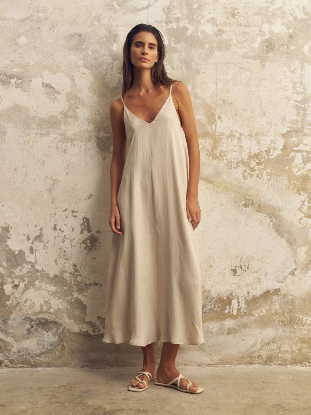 NWT The Handloom LA Slip Maxi Dress in Cream Size S/M $190 In Stores - Picture 1 of 8